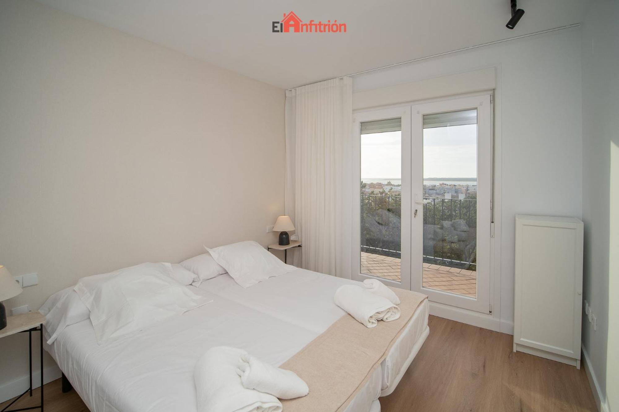 El Anfitrion - Mirador En Casco Antiguo Con Parking